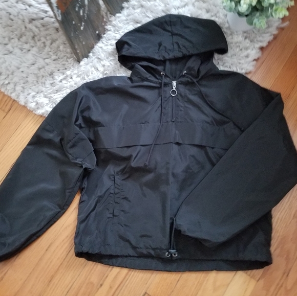 Tops - ⭐3/$20 Black Windbreaker ◇ Half Zip Pull Over
